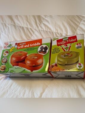 Mini Grill and Griddle by The Grinch – Orange